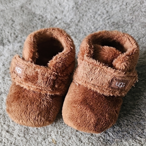 UGG Brown Kids' Furry Booties - Picture 1 of 2